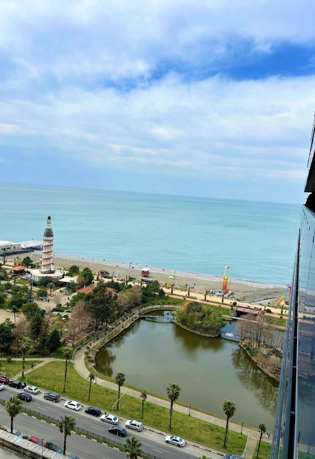 Luxury Sea View Apartments In Orbi City Batumi Exteriör bild